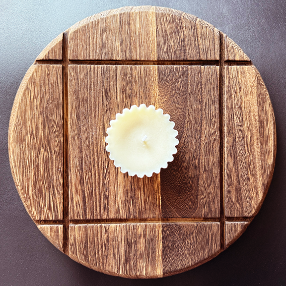 AO Floating Flower Candle - Bamboo Showers (Scent) / Natural Colour