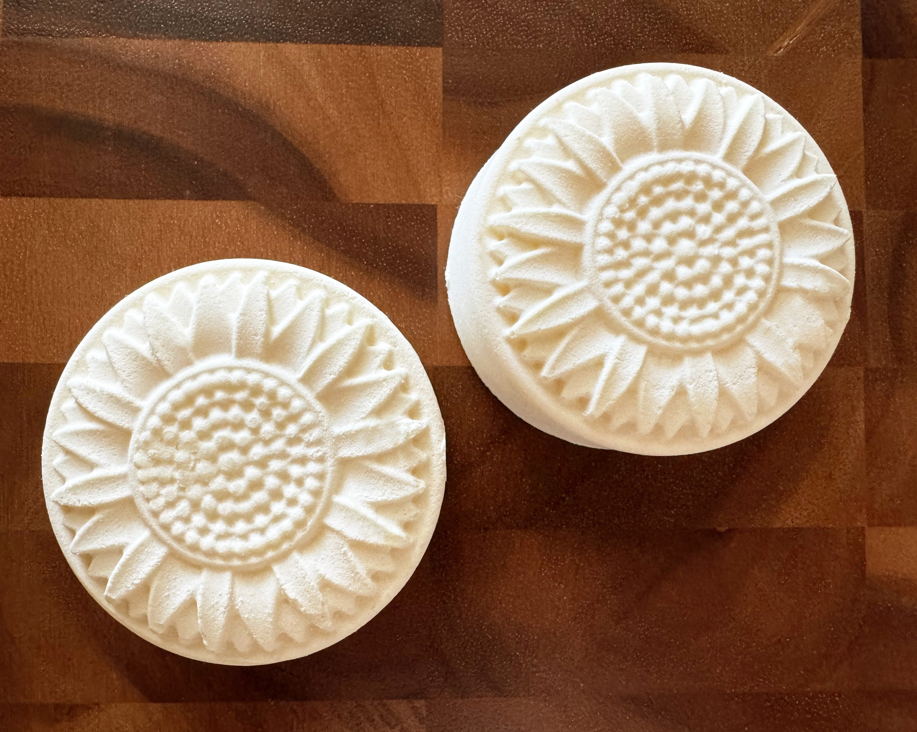 Artisan Laundry Stain Remover Bar - Citrus & Cotton
